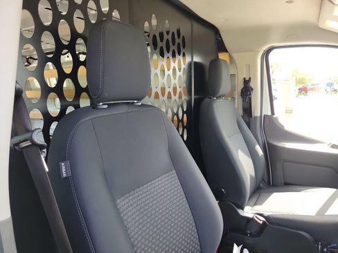 Used 2025 Ford Transit 250 Low Roof w/ Exterior Upgrade Package RWD image 24