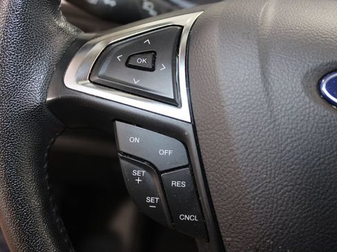 Used 2024 Ford Edge SEL AWD/4WD image 19