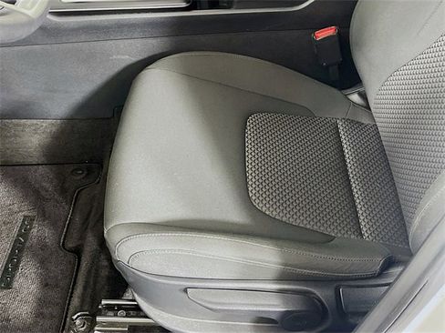 Used 2024 Kia Sportage LX image 19