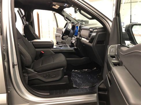 Used 2022 Ford F150 XLT w/ Equipment Group 302A High image 36