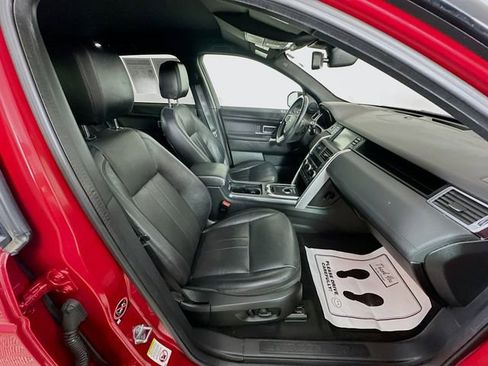 Used 2018 Land Rover Discovery Sport HSE image 33
