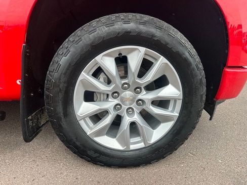 Used 2023 Chevrolet Silverado 1500 Custom image 38