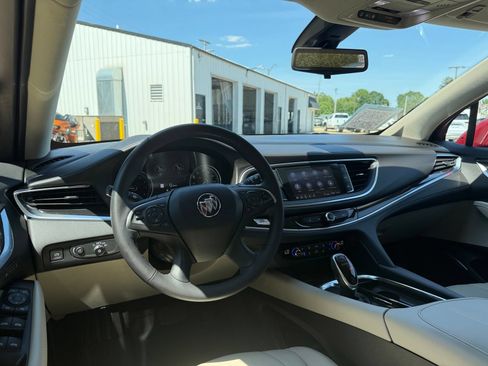 Used 2020 Buick Enclave Premium w/ Surround and Sites Package AWD/4WD image 17