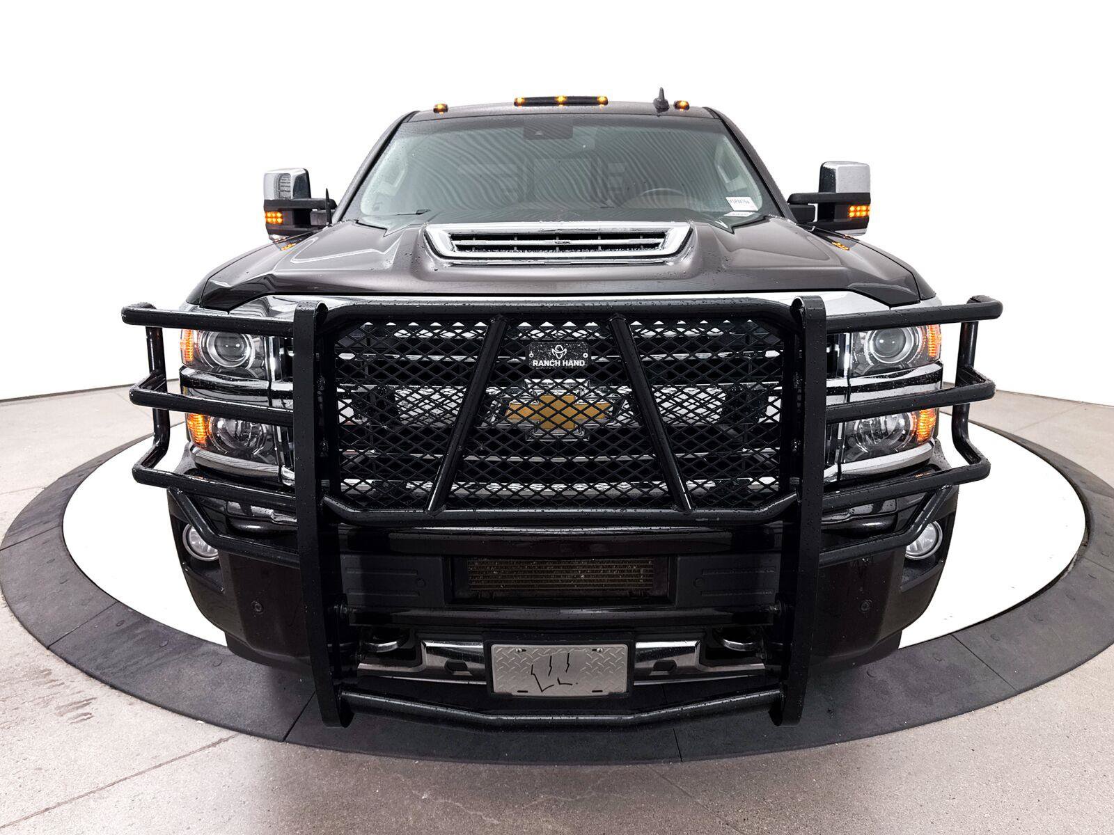 Used 2019 Chevrolet Silverado 3500 High Country w/ Duramax Plus Package AWD/4WD image 2