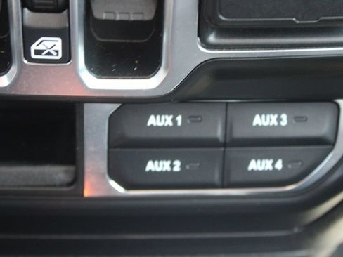 Used 2021 Jeep Wrangler Unlimited Sahara w/ LED Lighting Group AWD/4WD image 42