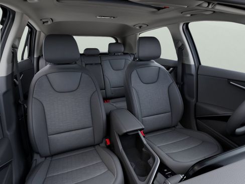 New 2026 Kia Niro FWD image 15