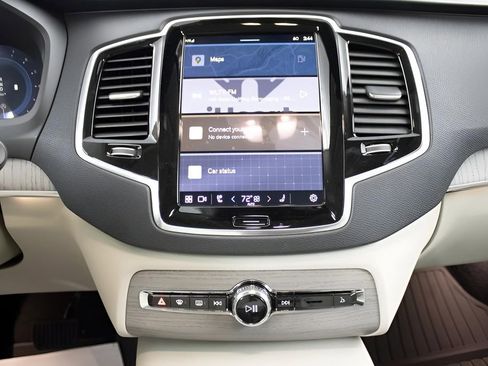 Used 2025 Volvo XC90 B6 Plus w/ Protection Package Premier image 26