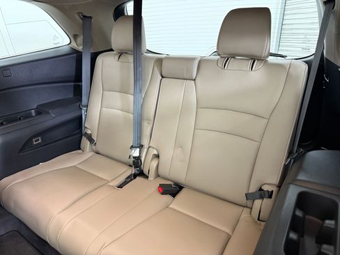 Used 2016 Honda Pilot Elite image 28