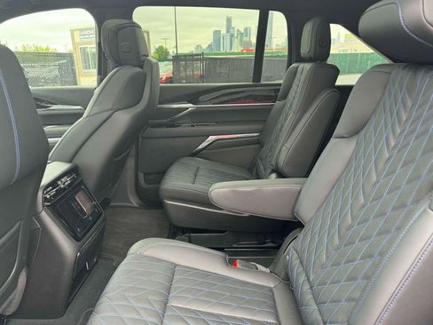 Used 2025 Cadillac Escalade IQ Luxury 1 image 12