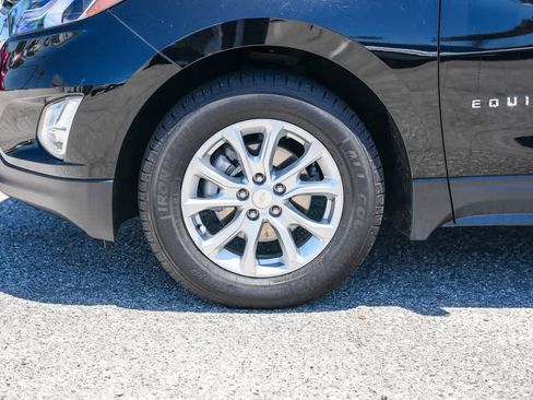 Used 2021 Chevrolet Equinox LT w/ Driver Convenience Package FWD image 11