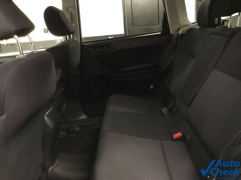 Used 2016 Subaru Forester 2.5i Premium w/ All-Weather Package AWD/4WD image 28