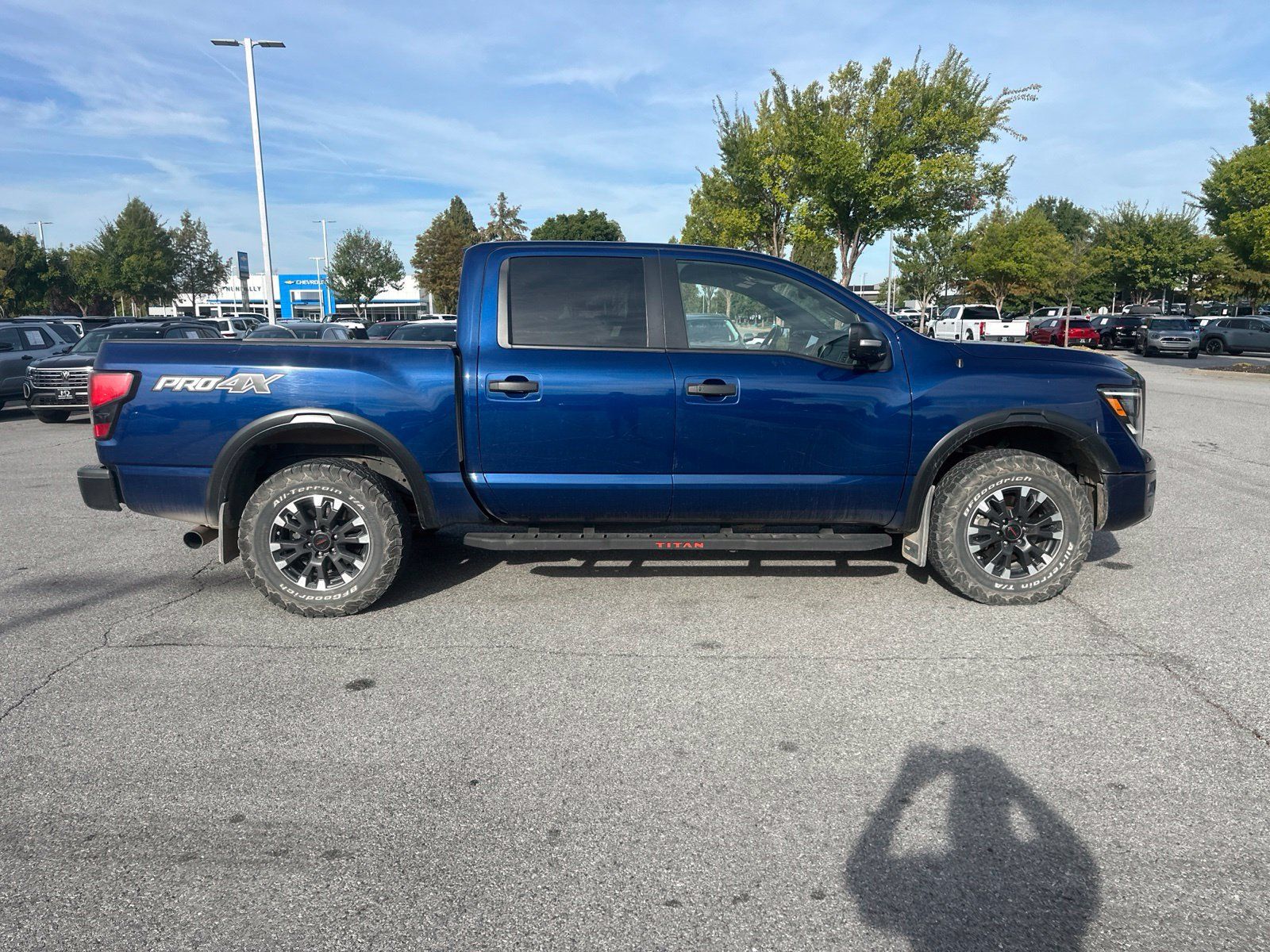 Used 2021 Nissan Titan PRO-4X w/ Pro-4x Convenience Package AWD/4WD image 5