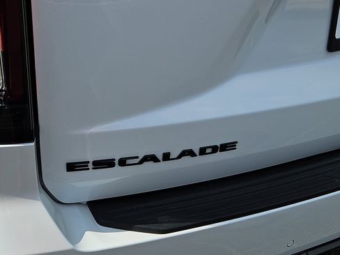 Certified 2024 Cadillac Escalade Sport w/ LPO, ONYX Package AWD/4WD image 6