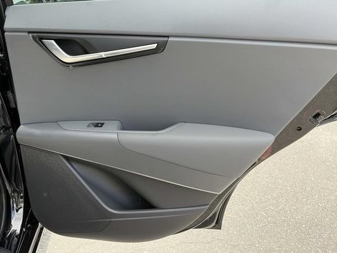 New 2026 Kia Niro EX FWD image 14