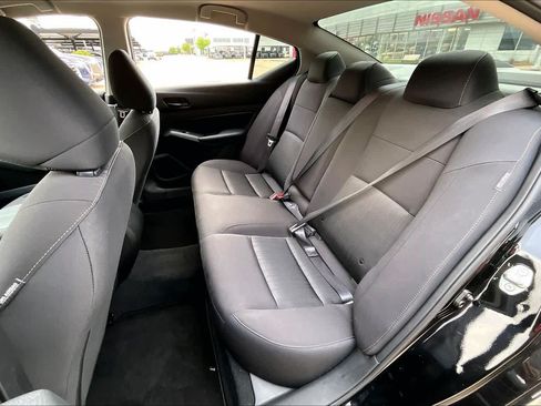 Certified 2025 Nissan Altima 2.5 S FWD image 18