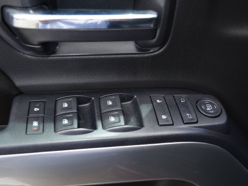 Used 2015 Chevrolet Silverado 2500 LT image 16