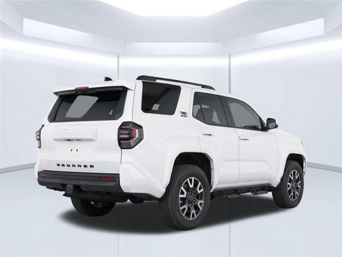 Used 2026 Toyota 4Runner TRD Sport Premium AWD/4WD image 4