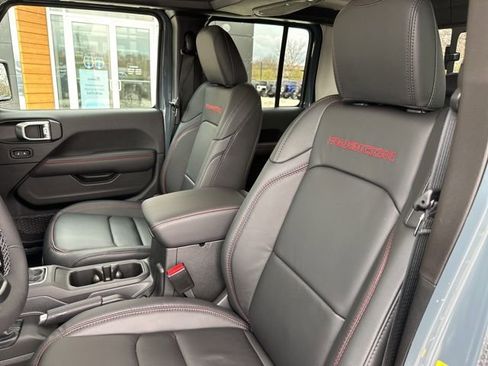 New 2026 Jeep Gladiator Sport AWD/4WD image 21