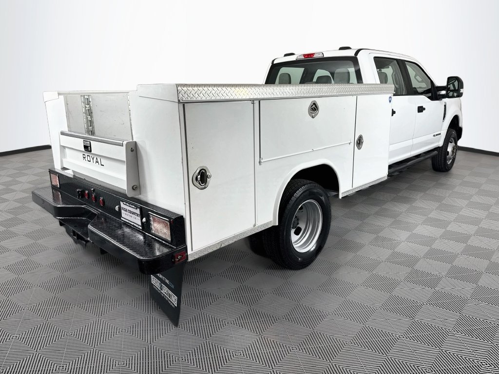 Used 2022 Ford F350 XL w/ Power Equipment Group AWD/4WD image 7