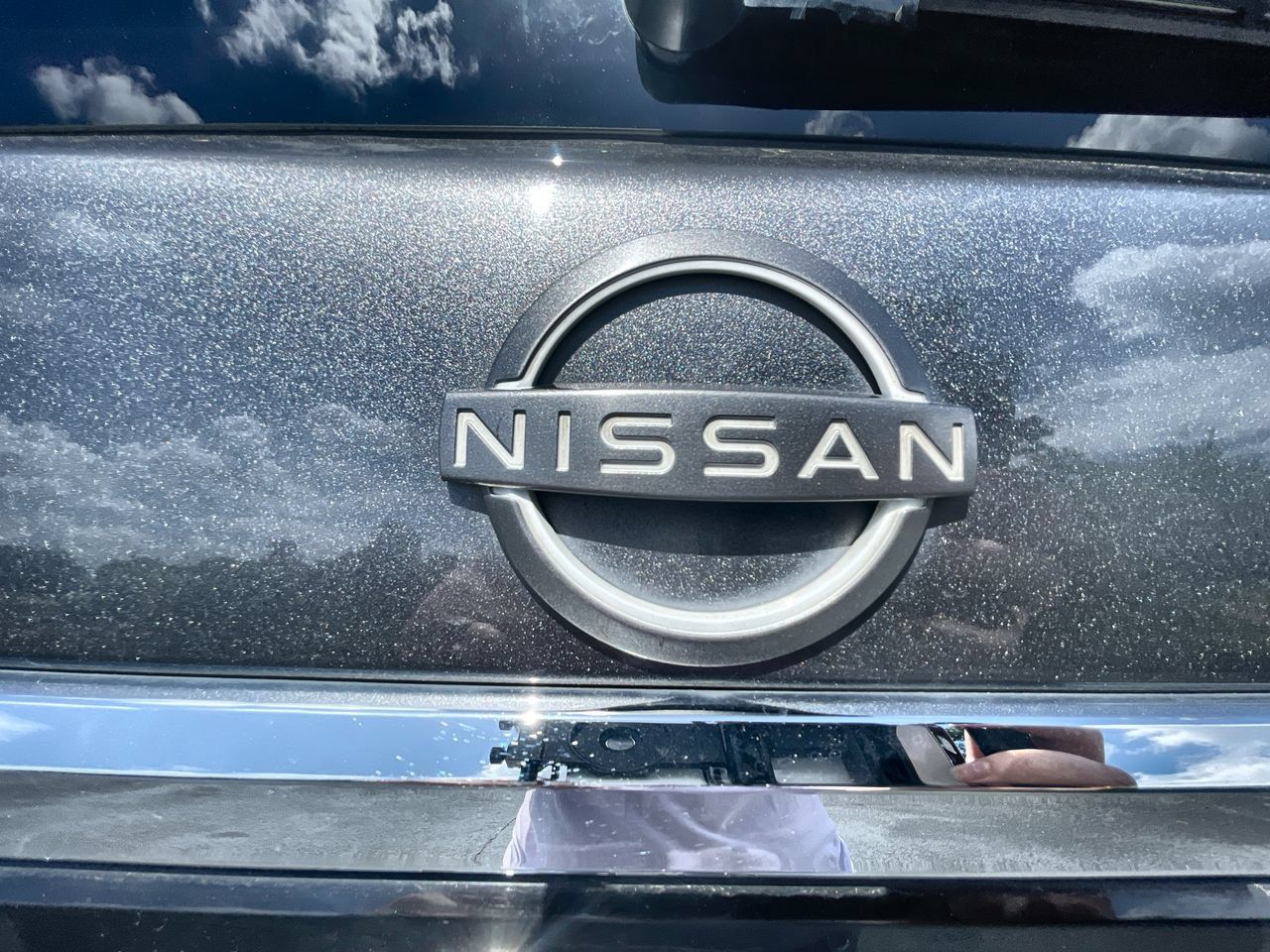 Used 2023 Nissan Armada Platinum w/ Captain's Chairs Package RWD image 32