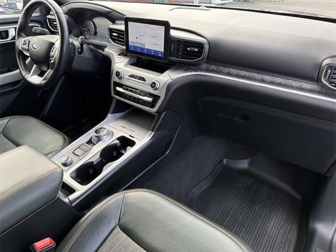 Used 2022 Ford Explorer Timberline image 26