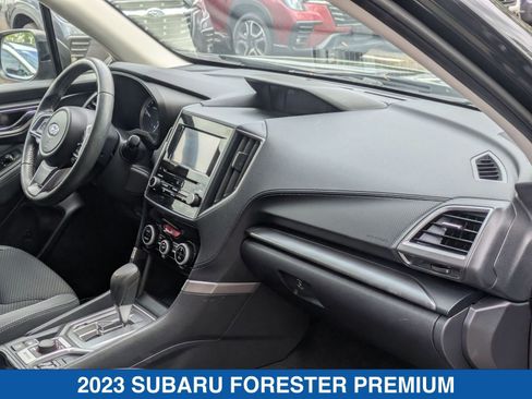 Certified 2023 Subaru Forester Premium AWD/4WD image 36