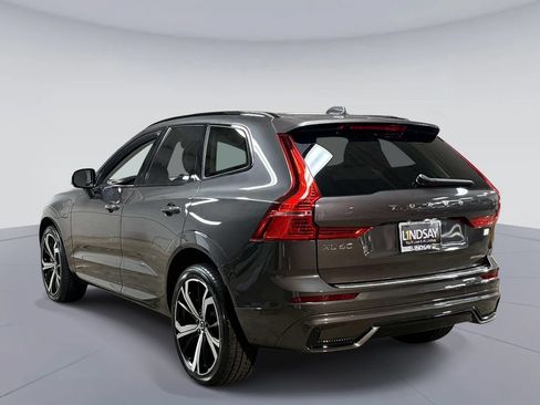 Used 2024 Volvo XC60 T8 Ultimate w/ Protection Package Premier AWD/4WD image 12