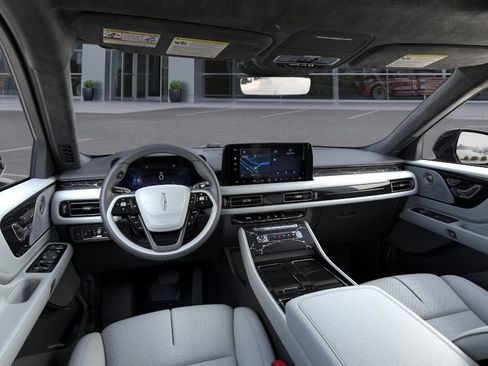 New 2026 Lincoln Aviator Black Label AWD/4WD image 9