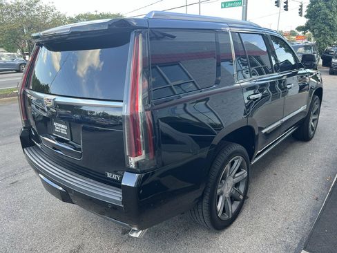 Used 2016 Cadillac Escalade Premium RWD image 7