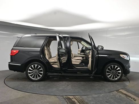 Used 2020 Lincoln Navigator Reserve w/ Cargo Convenience Package AWD/4WD image 53