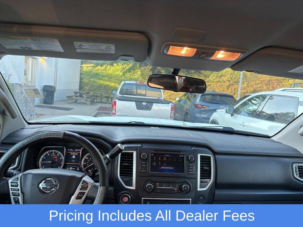Used 2019 Nissan Titan S AWD/4WD image 7