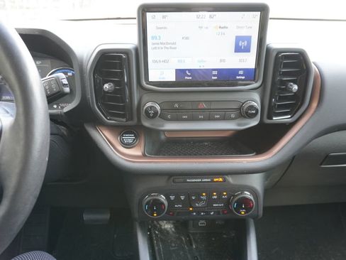 Used 2023 Ford Bronco Sport Outer Banks w/ Tech Package AWD/4WD image 8