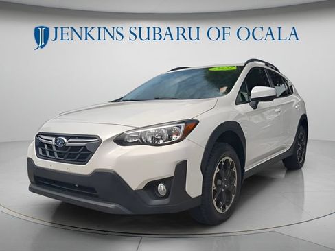 Used 2021 Subaru Crosstrek 2.0i Premium w/ Moonroof Package AWD/4WD image 4