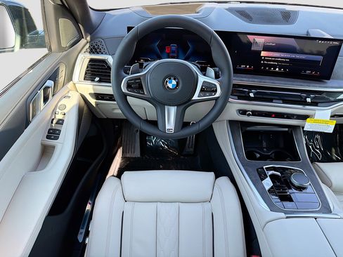 New 2026 BMW X5 sDrive40i w/ M Sport Package image 17