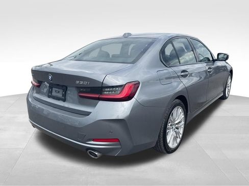 Used 2023 BMW 330i xDrive Sedan w/ Convenience Package AWD/4WD image 14