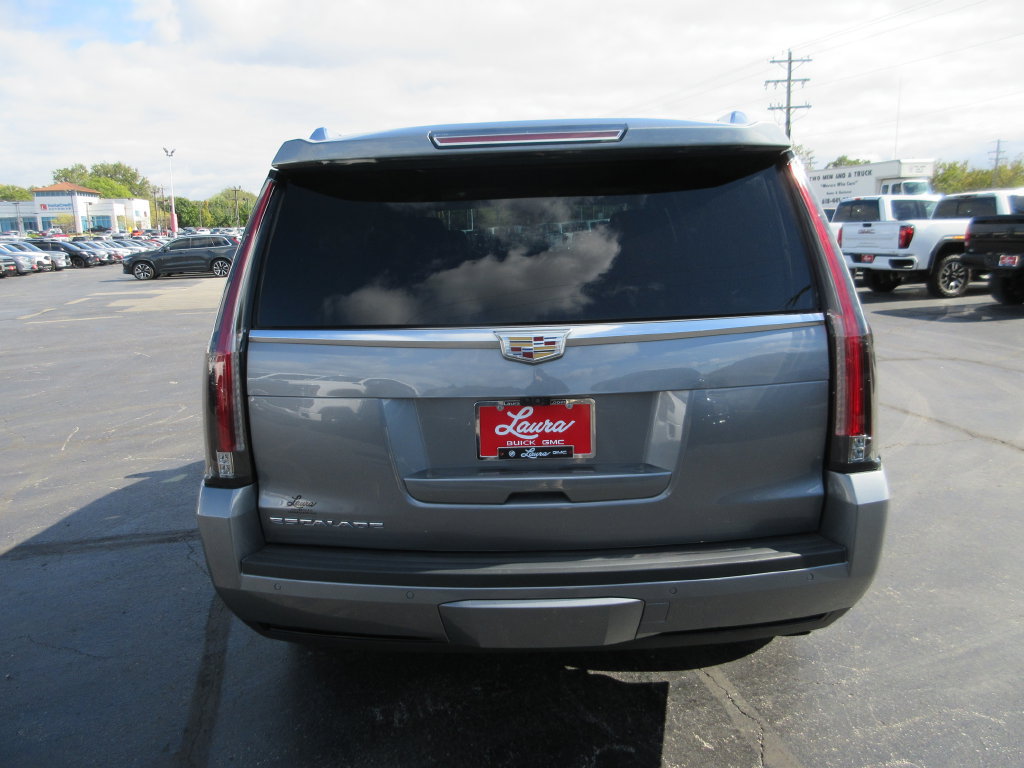 Used 2020 Cadillac Escalade Luxury AWD/4WD image 6