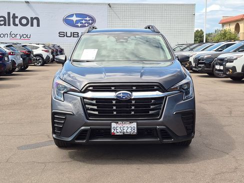 Certified 2023 Subaru Ascent Premium w/ Convenience Package AWD/4WD image 3