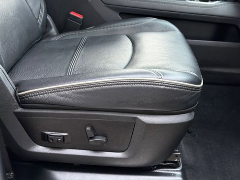 Used 2024 RAM 3500 Limited image 13