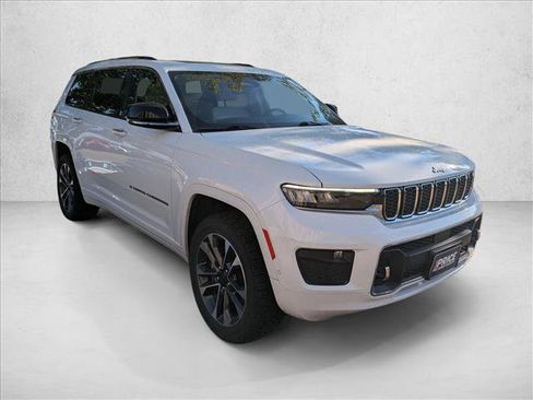 Used 2021 Jeep Grand Cherokee L Overland AWD/4WD image 3