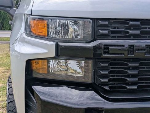 Used 2021 Chevrolet Silverado 1500 Custom Trail Boss AWD/4WD image 8