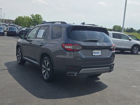 Certified 2024 Honda Pilot Elite image 5