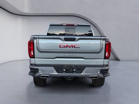 Used 2024 GMC Sierra 1500 SLT w/ SLT Premium Plus Package AWD/4WD image 4