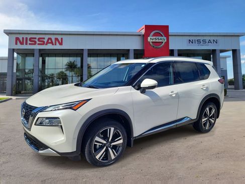 Certified 2023 Nissan Rogue Platinum w/ Platinum Premium Package AWD/4WD image 9