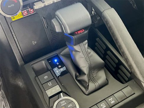 Certified 2025 Toyota 4Runner TRD Off-Road Premium image 16