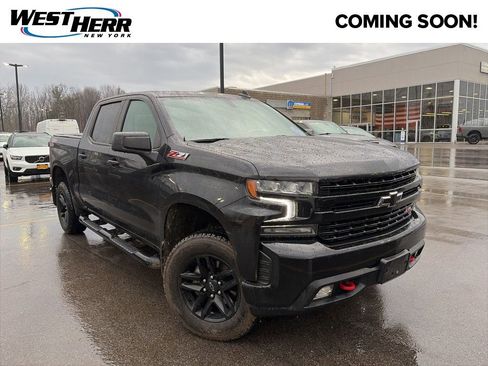 Used 2021 Chevrolet Silverado 1500 LT Trail Boss w/ Convenience Package II AWD/4WD image 1