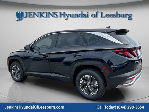 New 2026 Hyundai Tucson Blue SE image 7