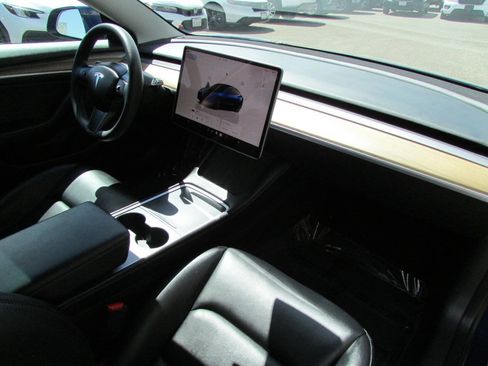 Used 2023 Tesla Model 3 Standard Range RWD image 15