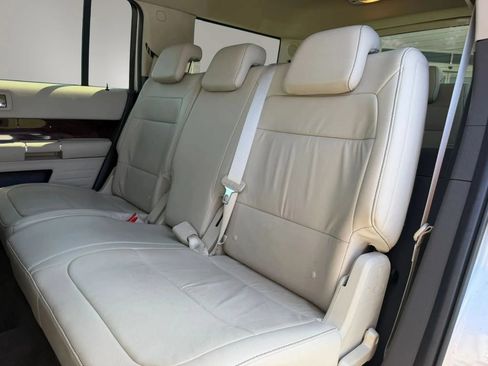 Used 2011 Ford Flex SEL w/ Rapid Spec Order Code FWD image 13