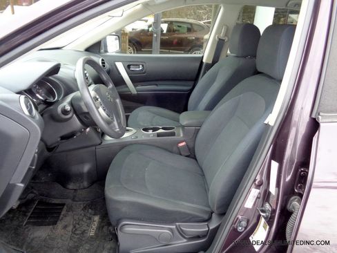 Used 2015 Nissan Rogue S w/ Convenience Package image 8