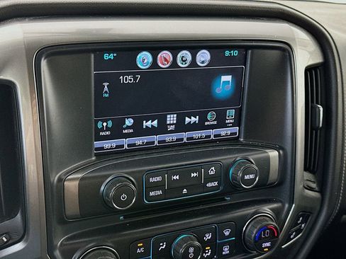 Used 2018 Chevrolet Silverado 1500 LTZ Z71 w/ LTZ Plus Package AWD/4WD image 17
